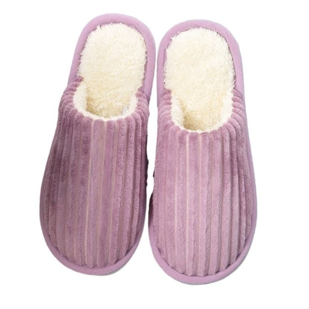 NEW purple  Plush Lined Slippers Open Toe Design Size  medium Cozy Indoor House